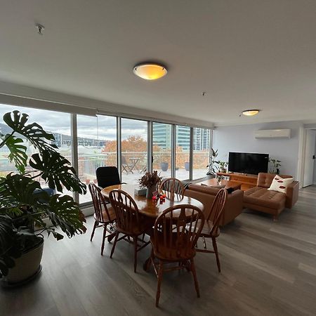 Private Room With Ensuite In The Cbd Канберра Экстерьер фото